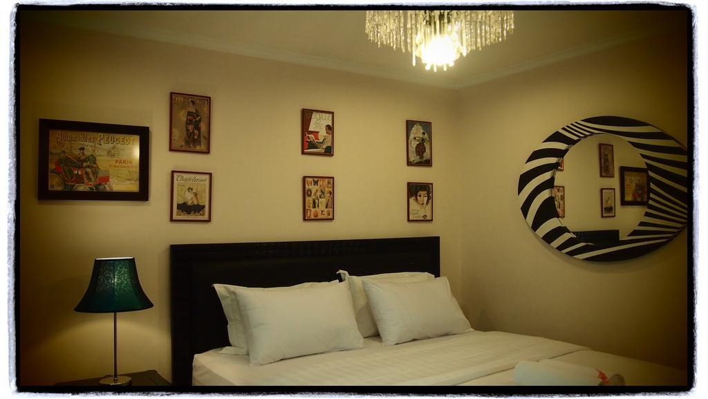 Ciwulan 36 Guest House Bandung Exterior foto