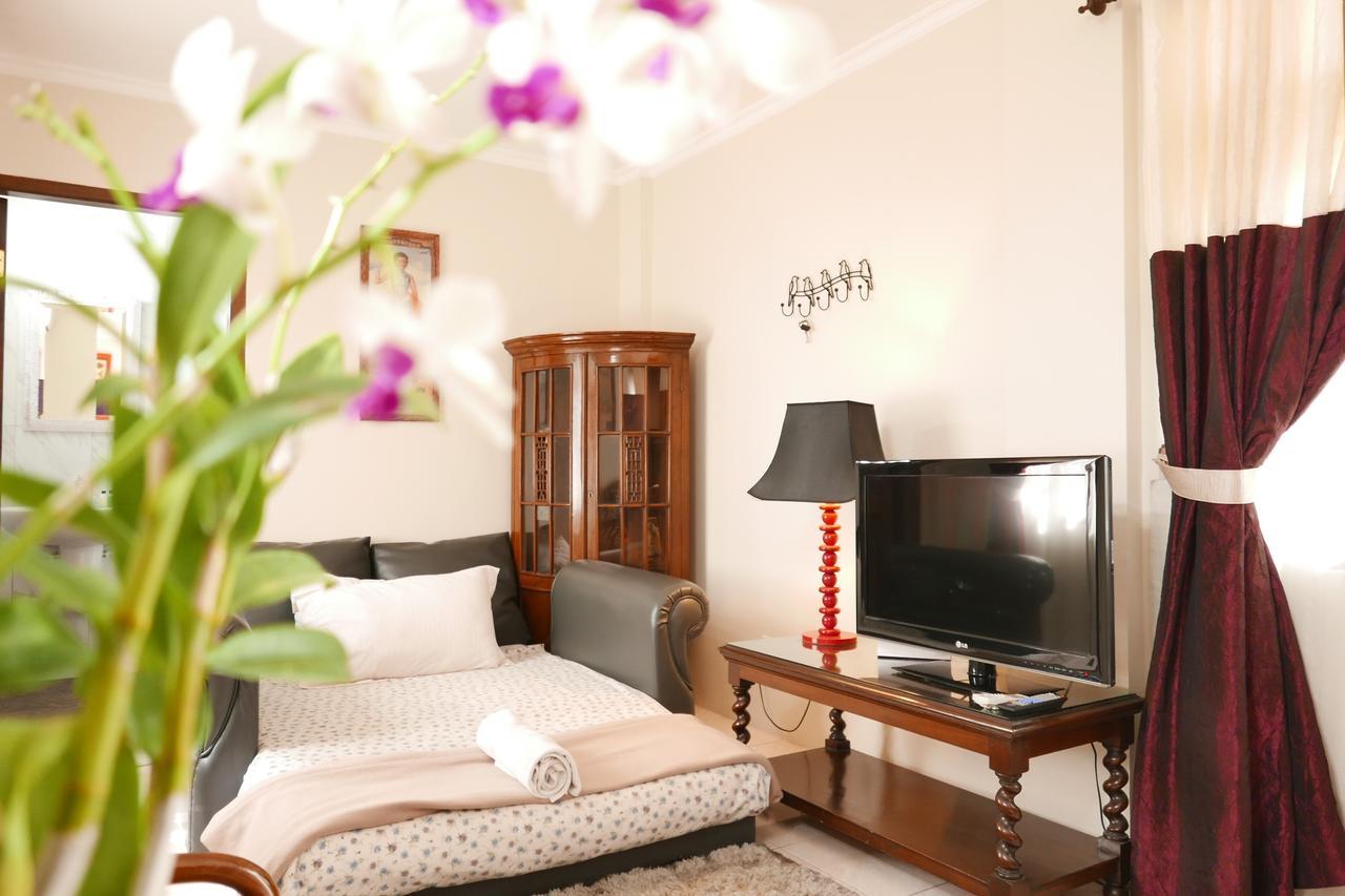 Ciwulan 36 Guest House Bandung Exterior foto