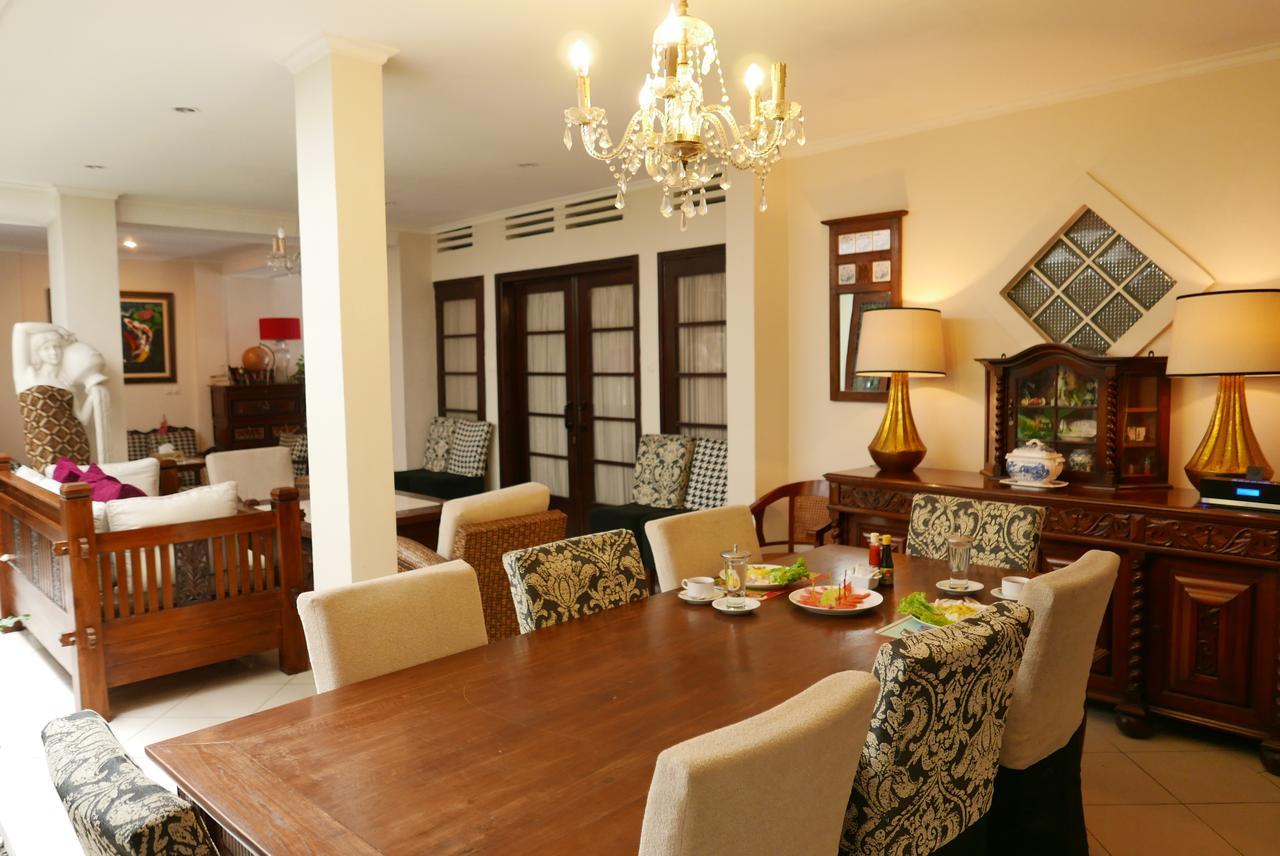 Ciwulan 36 Guest House Bandung Exterior foto