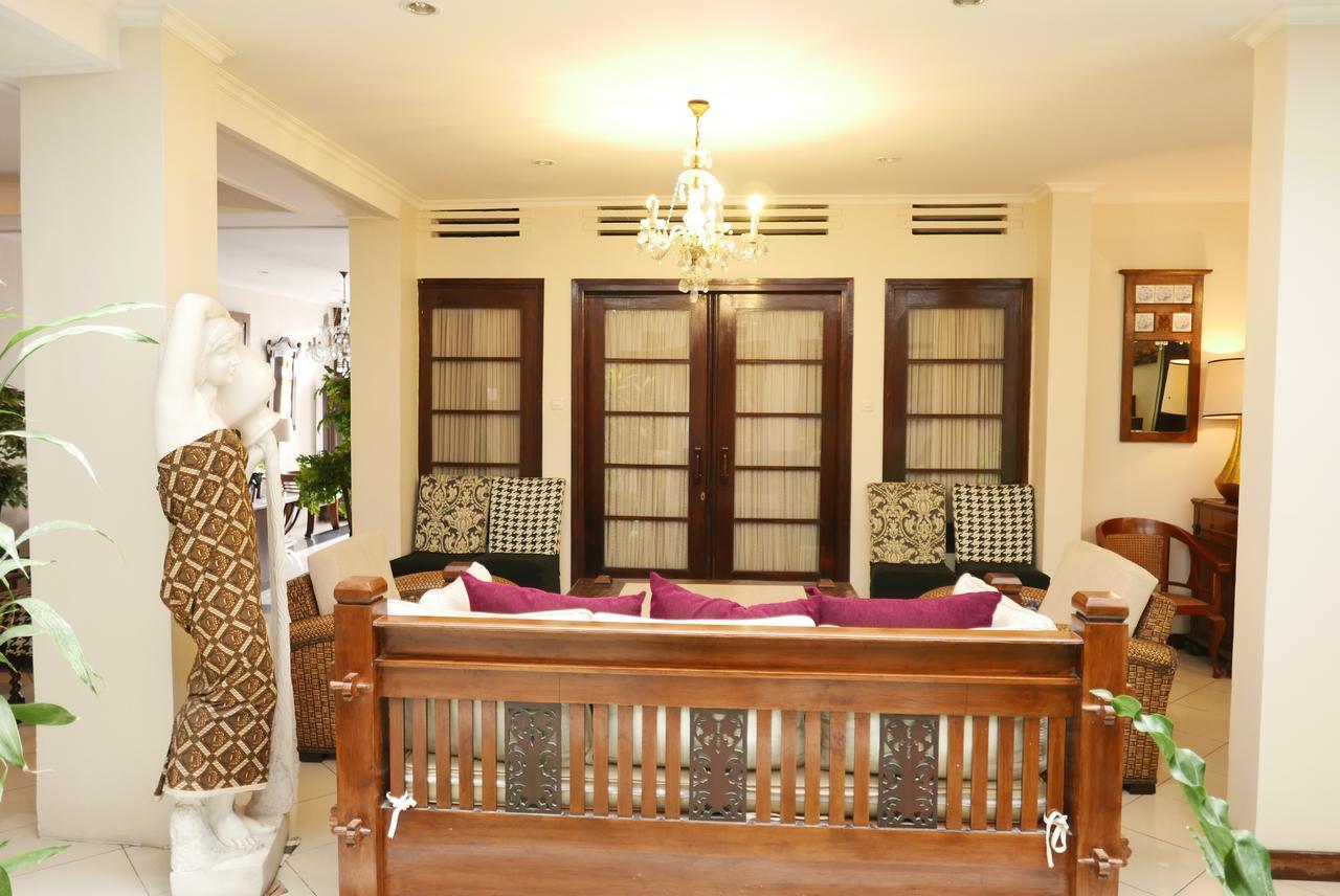 Ciwulan 36 Guest House Bandung Exterior foto