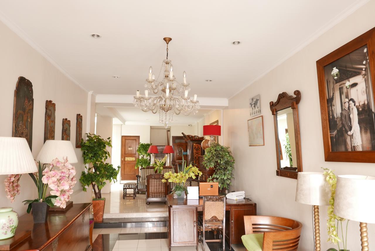 Ciwulan 36 Guest House Bandung Exterior foto